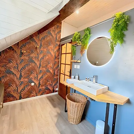 A 10 Minutes A Pied De La Gare Et Des Rives De L'orne