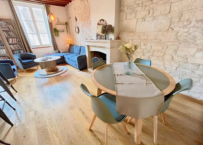 A 10 Minutes A Pied De La Gare Et Des Rives De L'orne